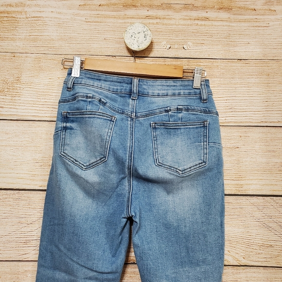 💟 Design by Olivia Blue High Rise Cropped Ankle Jeans 7 - Picture 6 of 8